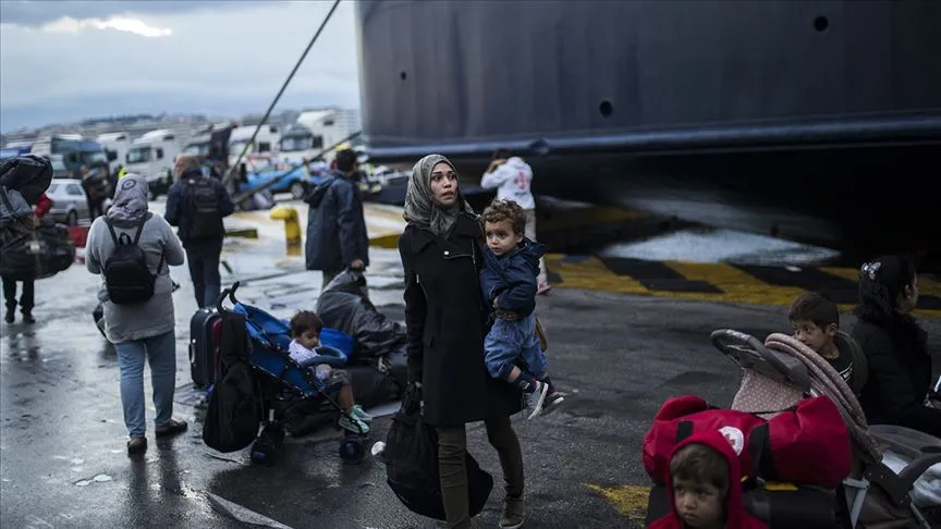 Yunanistan'ın Ege adalarında kurulması planlanan yeni kapalı göçmen kamplarının inşasına