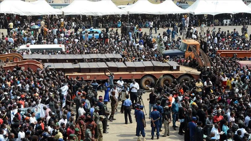 Batı Afrika ülkesi Nijerya'nın batısında meydana gelen trafik kazasında 20