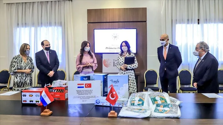 Paraguay Devlet Başkanının eşi Silvana Abdo, Twitter hesabından yaptığı açıklamada,