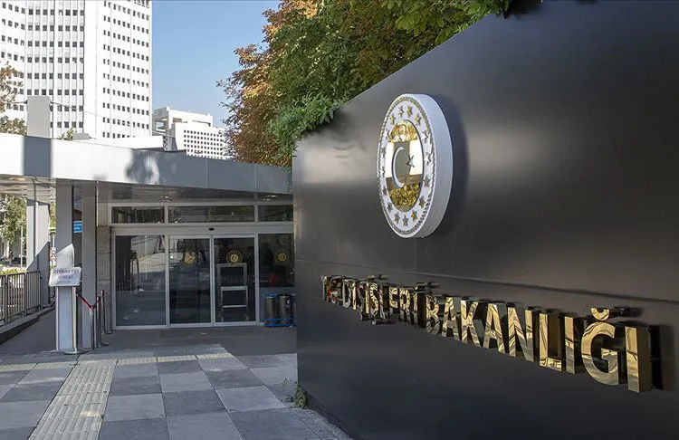 Dışişleri Bakanlığı, "Fransa Cumhurbaşkanı Macron’un beyanlarının ülkemiz nezdinde kıymeti harbiyesi