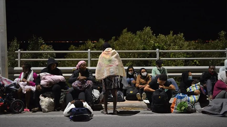 Yunanistan’ın Midilli Adası'nda bulunan Moria sığınmacı kampında çıkan yangın sonrasında