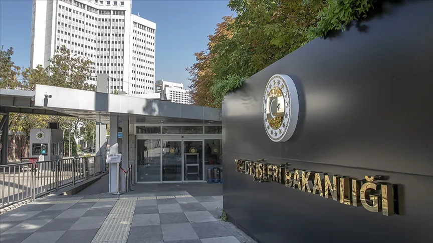 Bakan Çavuşoğlu, 51 büyükelçiliğe ve 3 daimi temsilciliğe görevlendirilen büyükelçileri