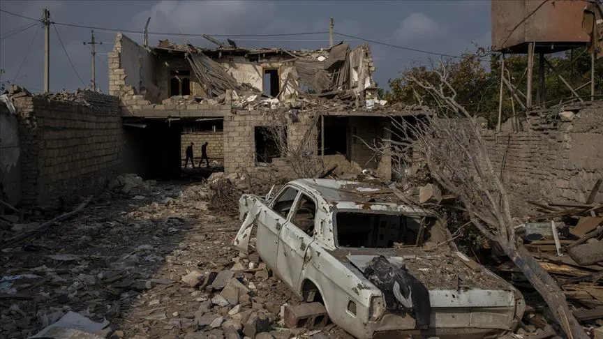 Azerbaycan Cumhurbaşkanı Müşaviri Hikmet Hacıyev, düzenlediği basın toplantısında, Ermenistan'ın 27