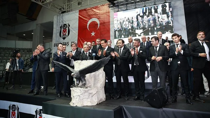 Beşiktaş Kulübünde Ahmet Nur Çebi başkanlığındaki yönetim kurulunda görev dağılımı