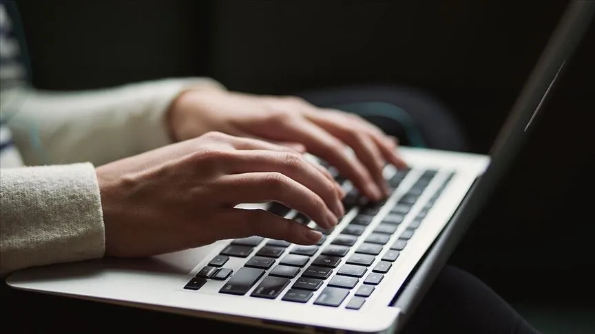 Kişisel Verileri Koruma Kurumu'nun (KVKK) "veri sorumluları tarafından kişilerin telefon