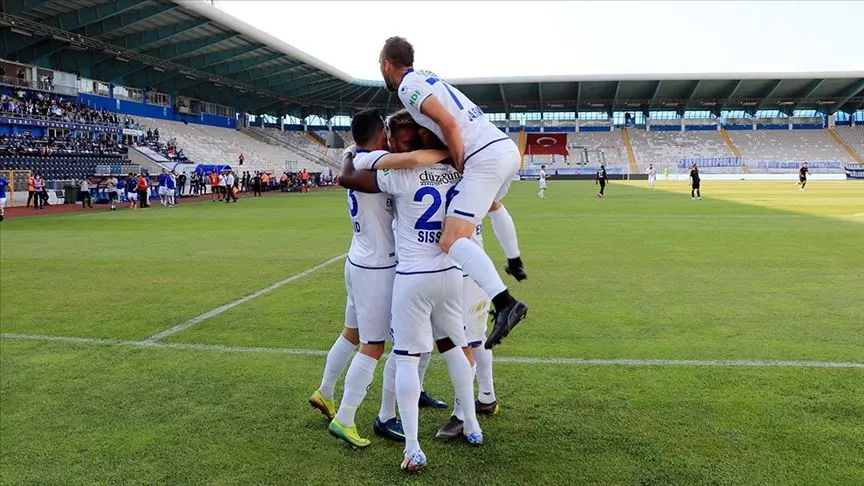 Tarihinde geçen yıl ilk kez çıktığı Süper Lig'de beklenen performansı