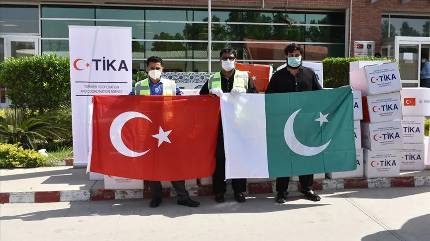 TİKA, yeni tip koronavirüsle (Kovid-19) mücadele kapsamında, Pakistan Recep Tayyip