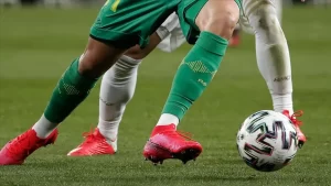 İspanya Futbol Federasyonu (RFEF), ülkede hızla yayılan yeni tip koronavirüs