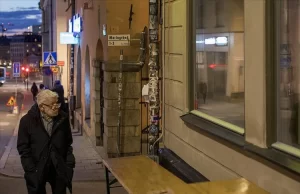 İsveç'in Gävleborg bölgesindeki huzurevlerinde yeni tip koronavirüs (Kovid-19) hastası yaşlıların