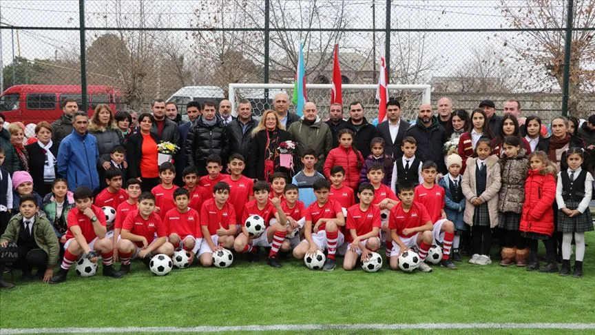 Gürcistan'da azınlık konumunda bulunan grupların çocuklarına futbol vasıtasıyla toplumla entegrasyon