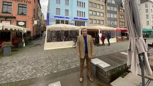Almanya'da artış gösteren yeni tip koronavirüs (Kovid-19) salgını nedeniyle yeme-içme
