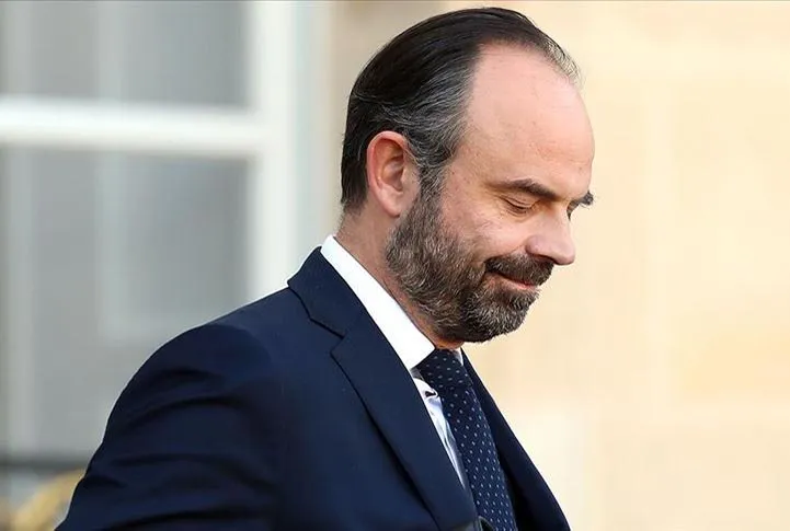 Fransa Başbakanı Philippe, Kovid-19 salgınına ilişkin, "Mücadele yeni başlıyor. Nisan