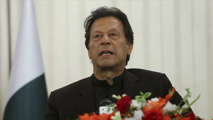 Pakistan Başbakanı İmran Han, Twitter hesabından paylaştığı mektubunda, "(Mark Zuckerberg)