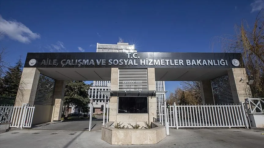 Aile, Çalışma ve Sosyal Hizmetler Bakanlığı, engellilerin hayatın her alanında