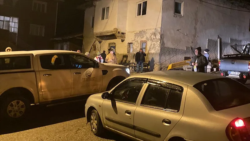 Afet ve Acil Durum Yönetimi Başkanlığı (AFAD), saat 22.53'te Ankara'nın
