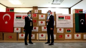 Türkiye'nin Kovid-19 salgınıyla mücadele amacıyla Libya'ya gönderdiği sağlık malzemeleri, Trablus