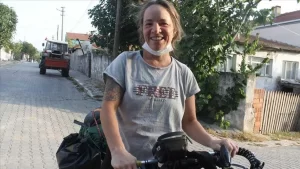 Polonya'nın Bytom kentinden bisikletiyle yola çıkarak Doğu Avrupa ve Balkanlar'dan