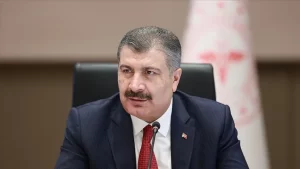Sağlık Bakanı Koca, "Bilim Kurulumuzun yaptığı değerlendirmeyle yarından itibaren 85