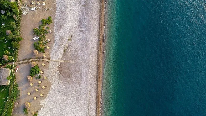 Turizmin başkenti Antalya'da bulunan Patara ve Çıralı, İngiliz The Guardian