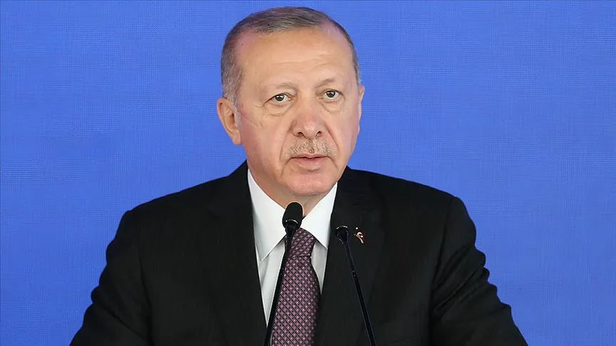 Türkiye Cumhurbaşkanı Recep Tayyip Erdoğan, deprem bölgesinde incelemelerde bulunmak üzere