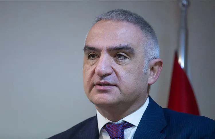 Kültür ve Turizm Bakanı Ersoy, "Her zaman işçi ve emekçilerimize