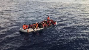 Çanakkale'nin Ayvacık ilçesi açıklarında Yunan sahil güvenlik ekiplerince Türk kara