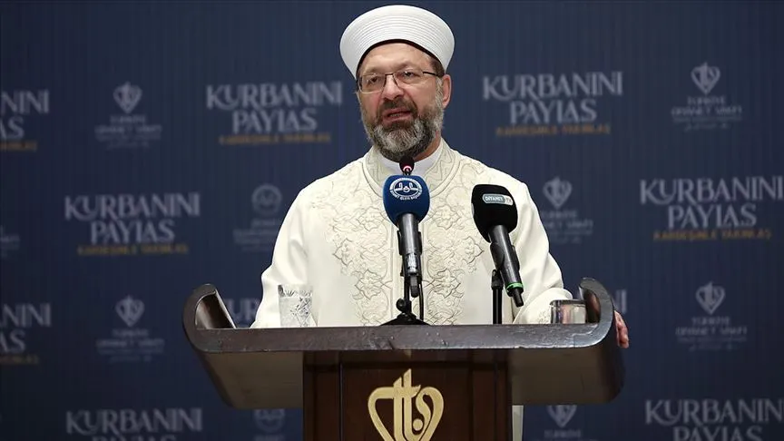 Diyanet İşleri Başkanlığından yapılan yazılı açıklamaya göre, Diyanet İşleri Başkanı