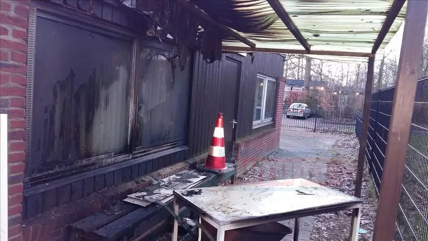 Kuzey Hollanda Mahkemesi, Leeuwarden kentinde bir camiyi kundaklayan kişiye 3