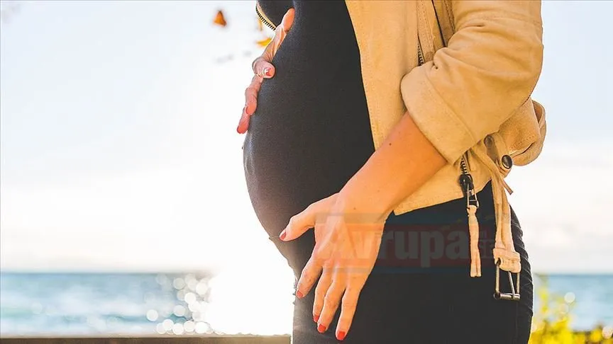 Kadın Hastalıkları ve Doğum Uzmanı Doç. Dr. Parlakgümüş, gebelikte uçakla