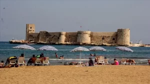 Mersin'in, UNESCO Dünya Mirası Geçici Listesi'nde yer alan turizm merkezi