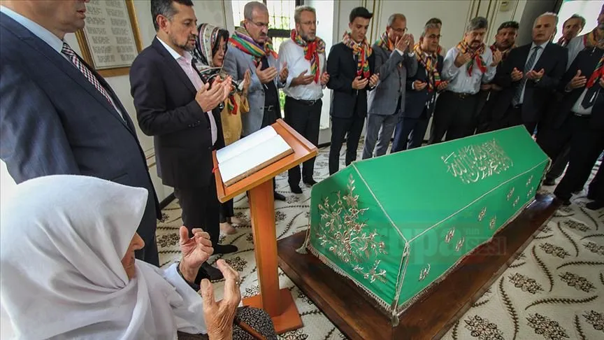 Osmanlı Devleti'nin kurucusu Osman Gazi'nin babaannesi, Ertuğrul Gazi'nin annesi olan