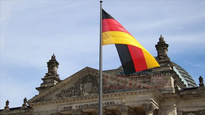 Berlin   Almanya, Suudi Arabistan'a yönelik silah ihracatını durdurma kararını
