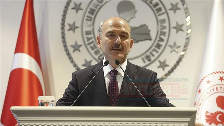 İçişleri Bakanı Süleyman Soylu, "14 gün önce Suriye'nin bir tarafında