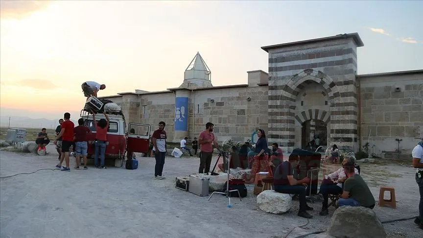 Aksaray-Konya kara yolu yakınlarında bulunan Zazadin Hanı, Selçuklu döneminin önemli