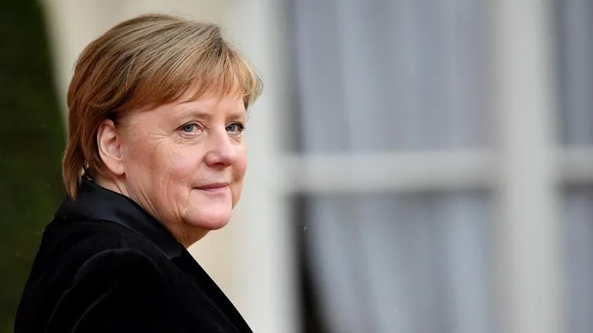 Almanya Başbakanı Angela Merkel, "Yapay zeka için 2025 yılına kadar