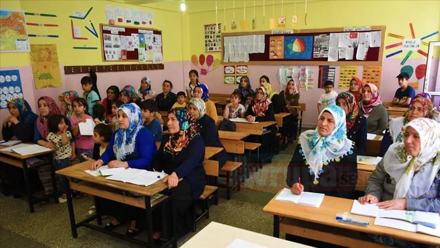 Türkiye Cumhurbaşkanı Recep Tayyip Erdoğan ve eşi Emine Erdoğan tarafından