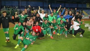   Spor Toto Süper Lig'e yükselmeyi geçen hafta garantileyen Abalı