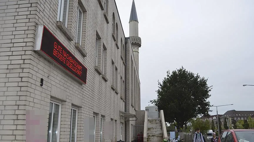 İsveç'te eczanelerde Müslüman kadınlara ırkçı saldırılar artıyor   İsveç'te eczanelerde