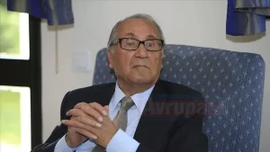 Eski TBMM Başkanı ve İstanbul Milletvekili Ahmet Ferruh Bozbeyli, 92