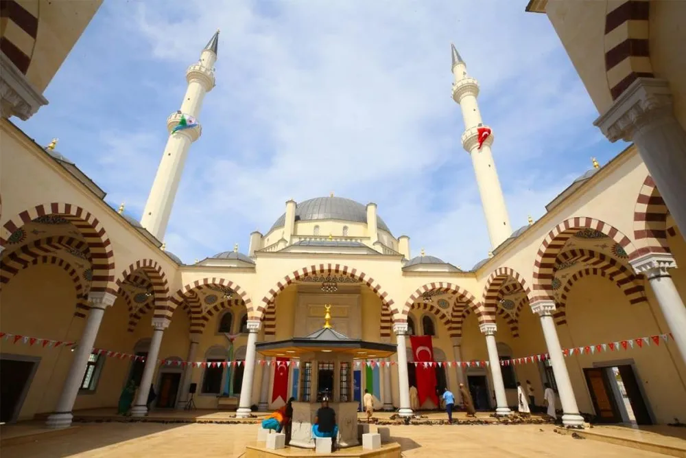 Türkiye Diyanet Vakfınca (TDV) yaptırılan Cibuti 2. Abdülhamid Han Camii