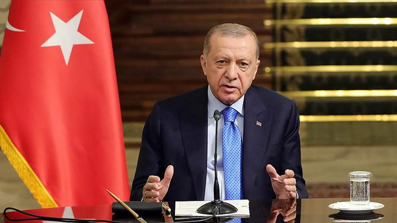 Cumhurbaşkanı Erdoğan, "Milli güvenliğimize kasteden şer odaklarını Suriye'den söküp atmakta