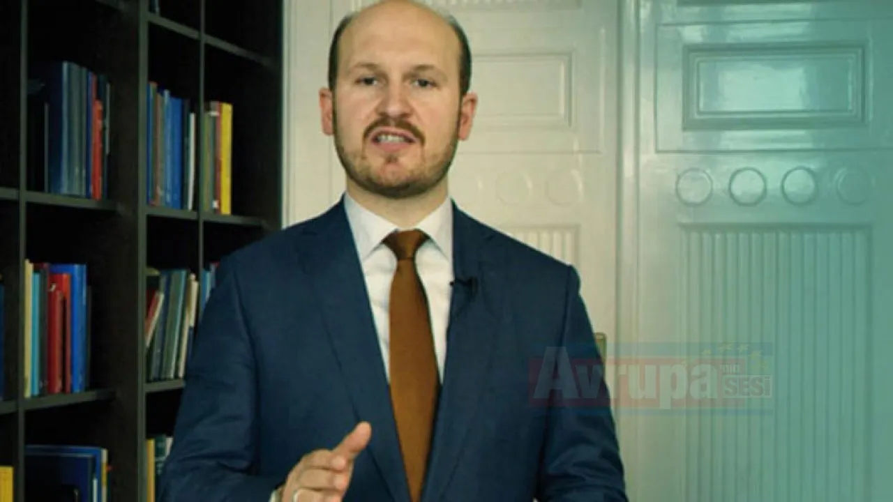 Avusturya İslam Cemaati Başkanı Ümit Vural:
"Hiçbir siyasetçinin siyasi kariyeri, ülkemizdeki