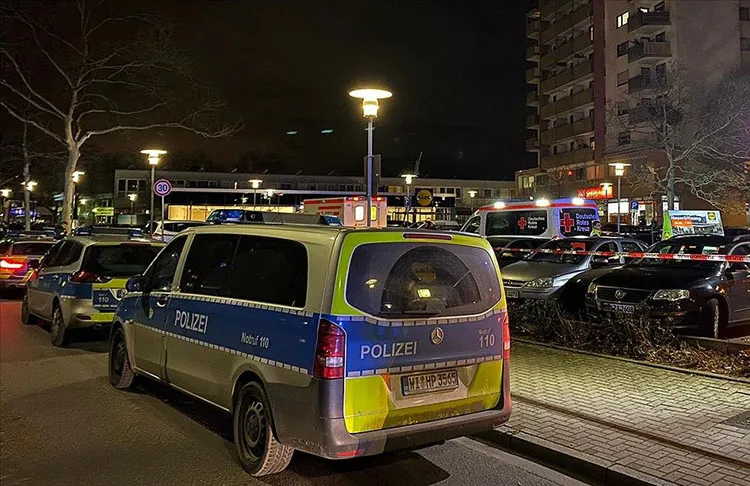 Almanya'da aşırı sağcılık şüphesiyle lağvedilen Frankfurt Emniyet Müdürlüğü Özel Harekat