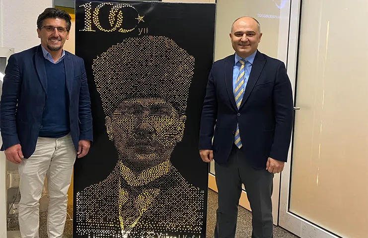 Cumhuriyetin 100. Yılı vesilesiyle Essen Başkonsolosluğu'na iş insanı Yüksel Kafalı