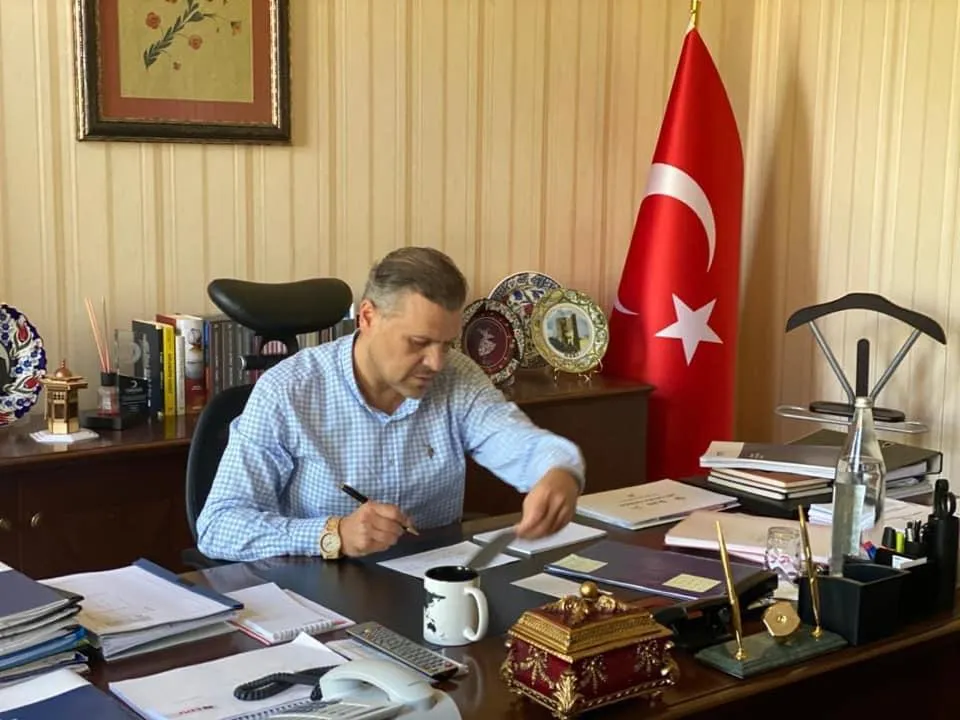 Uluslararası Demokratlar Birliği (UID) Genel Başkanı Bülent Bilgi, koronavirüs ile