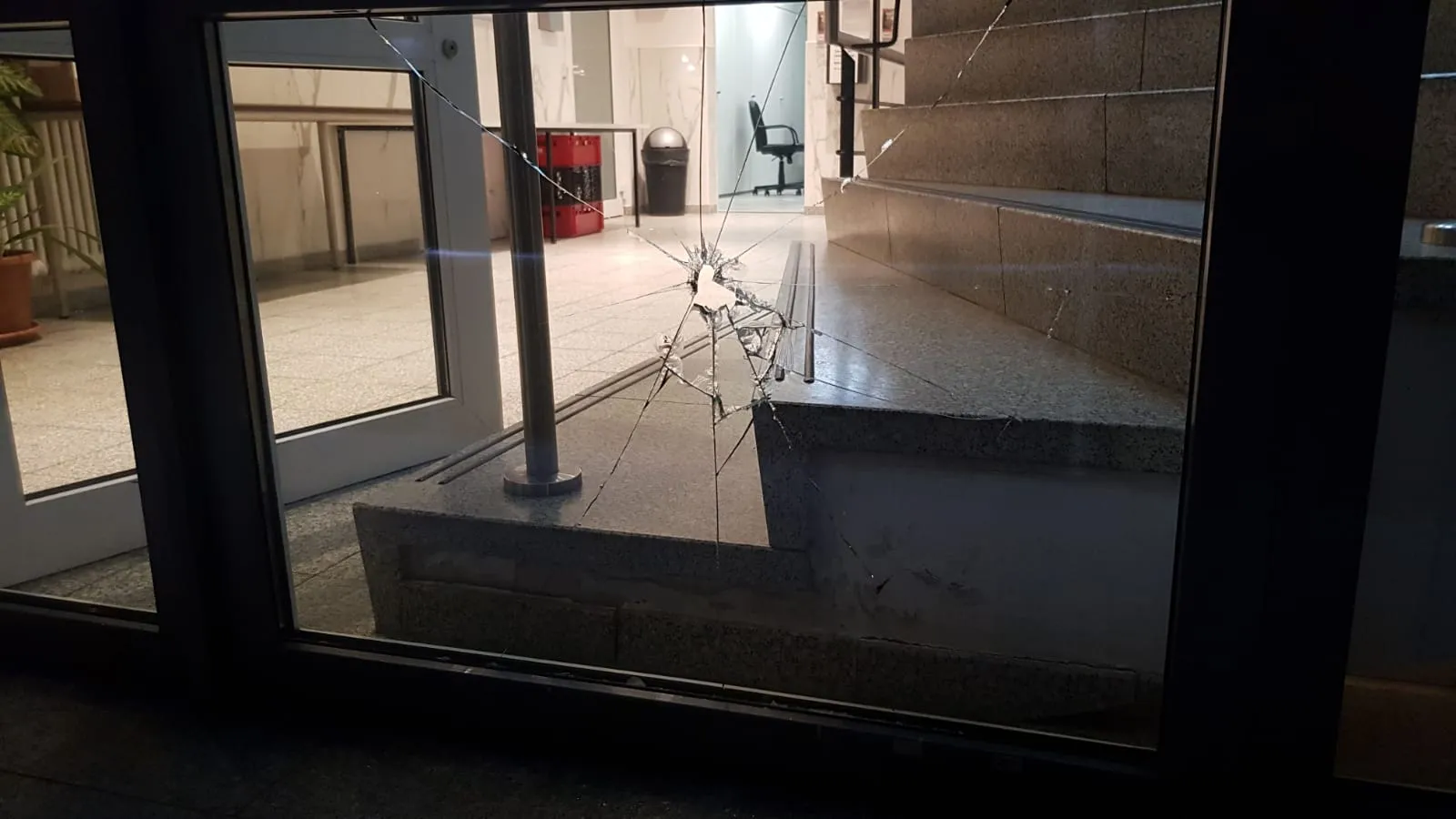 Almanya'da, koronavirüs salgını sebebiyle toplu ibadete ara veridiği camiler 8