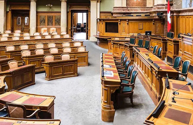 İsviçre'nin başkenti Bern'de ülkedeki aşırı sol gruplar tarafından Federal Parlamento