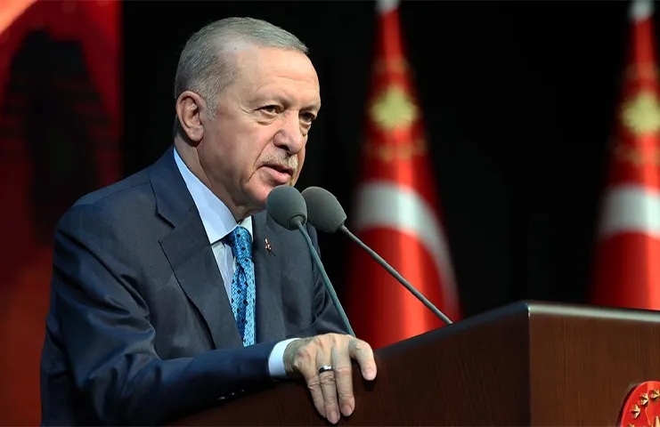 Cumhurbaşkanı Recep Tayyip Erdoğan, "Gençlerimizin sosyal medyanın ve dijital mecraların,