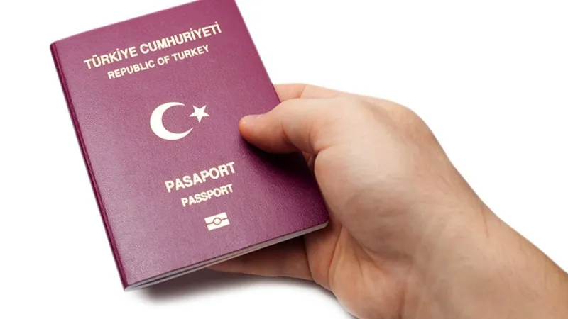 Maliye Bakanlığı tarafından yapılan son düzenlemeyle dış temsilciliklerde alınan pasaport