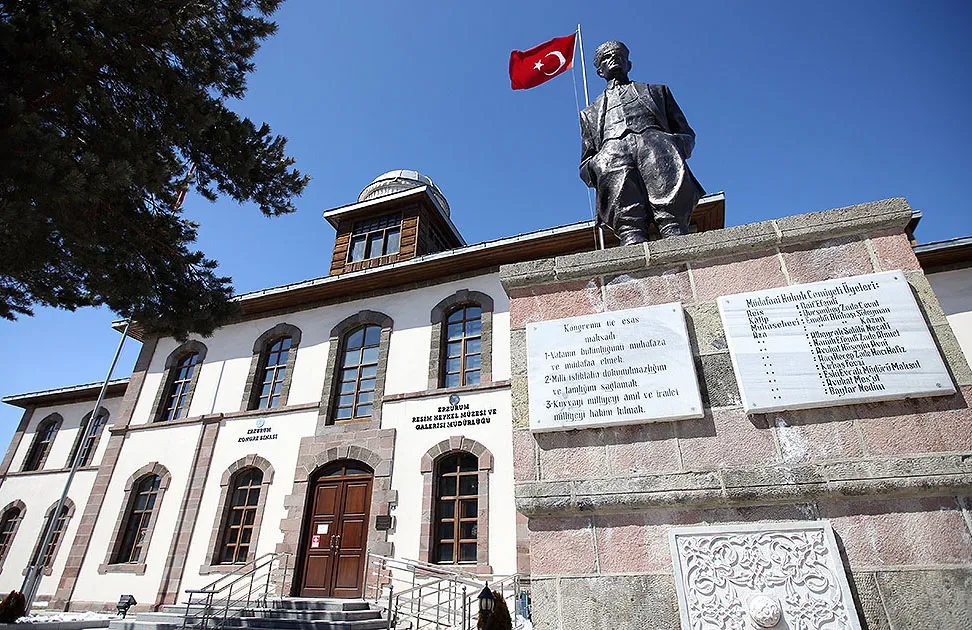 Samsun'daki Bandırma Gemi Müzesi, Erzurum Kongresi'ne ev sahipliği yapan "Atatürk